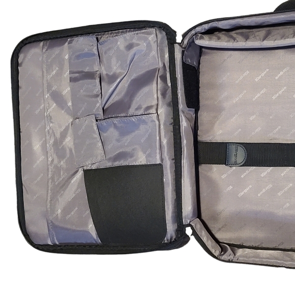 Tarsus Laptop/Tablet Case - Picture 8 of 12